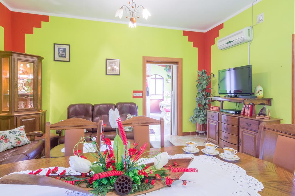 Apartment Danica Масленица Екстериор снимка